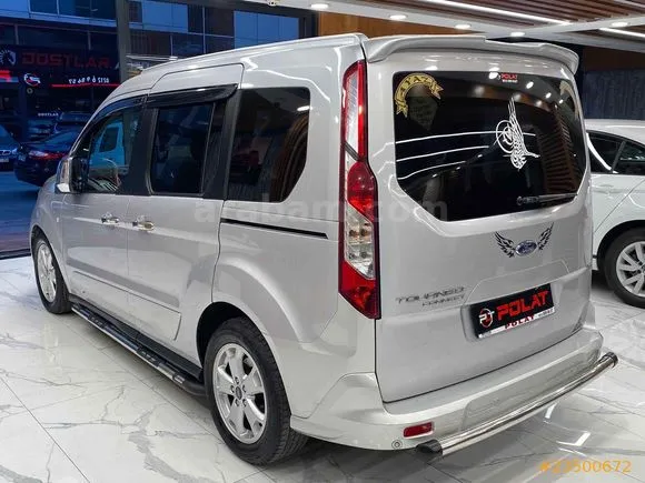 Ford Tourneo Connect 1.5 TDCI Titanium Image 4